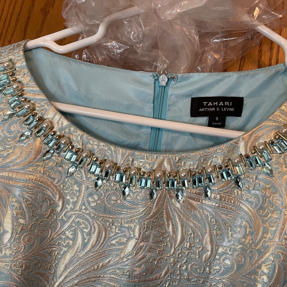 TAHARI ARTHUR S LEVINE Dress